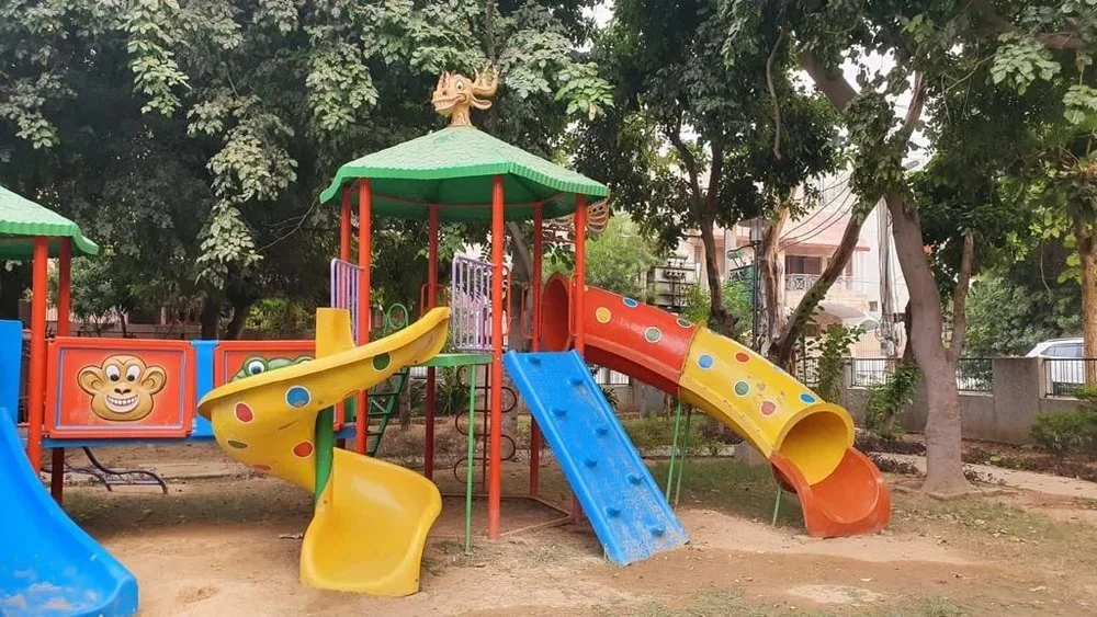 Kids Play Equipment